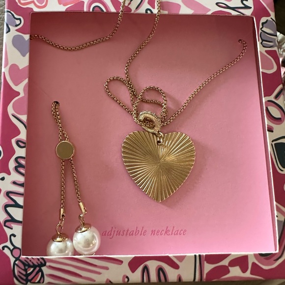 LILLY PULITZER Lilac You A lot‎ Necklace NWT - Picture 2 of 6